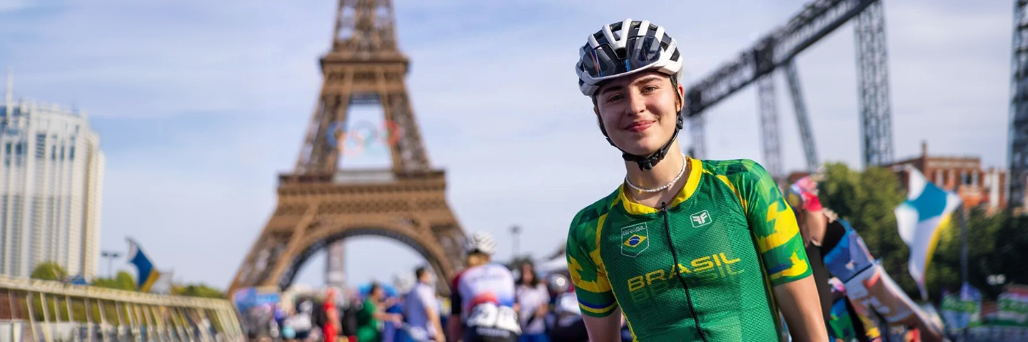 Tota Magalhães na Movistar Team no Tour de France Femmes